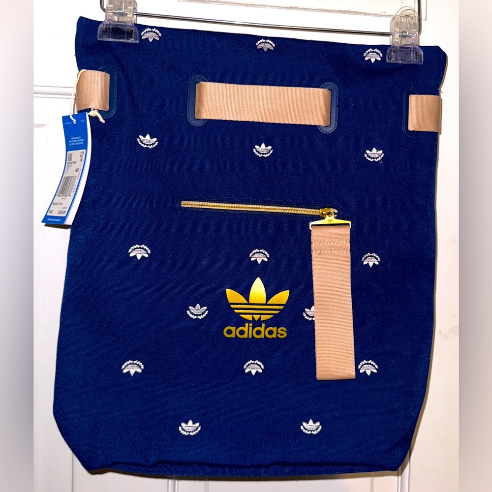 Adidas Trefoil Crest Bucket Backpack